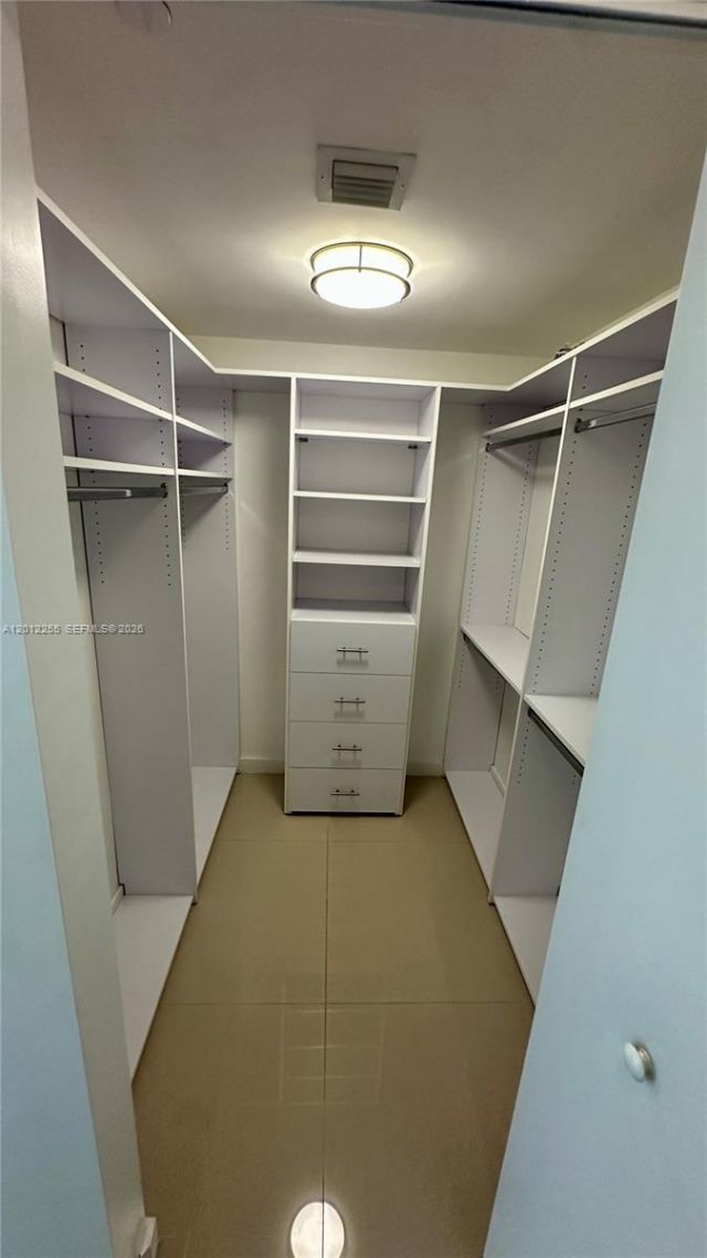 488 NE 18th St, Unit 2807, Miami, FL 33132 Photo