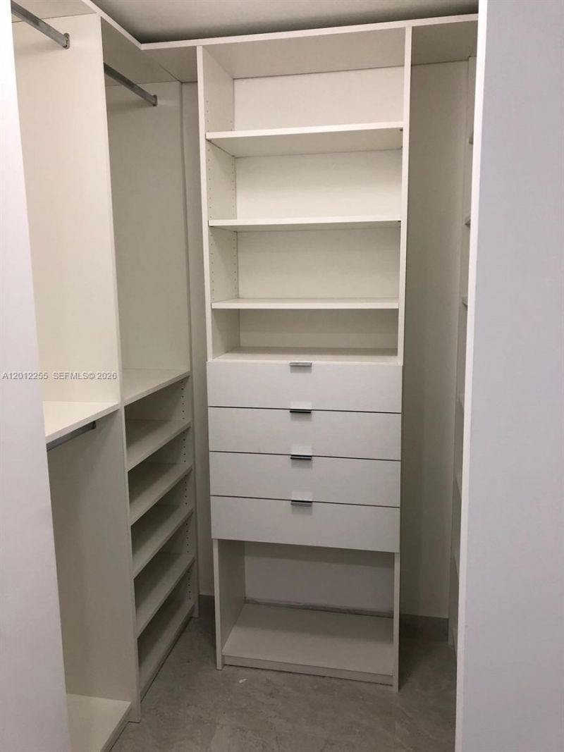 488 NE 18th St, Unit 2807, Miami, FL 33132 Photo