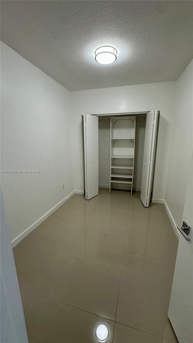 488 NE 18th St, Unit 2807, Miami, FL 33132 Photo