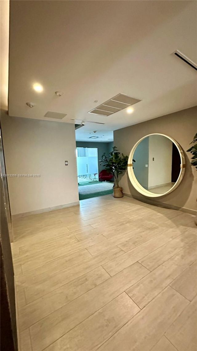 488 NE 18th St, Unit 2807, Miami, FL 33132 Photo