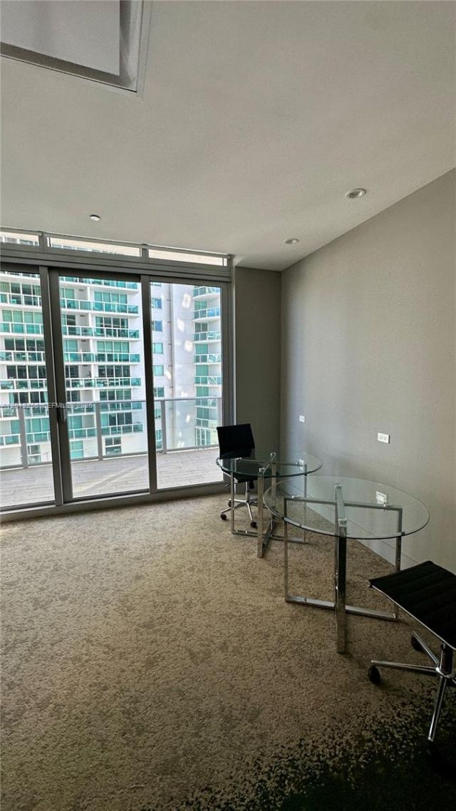 488 NE 18th St, Unit 2807, Miami, FL 33132 Photo