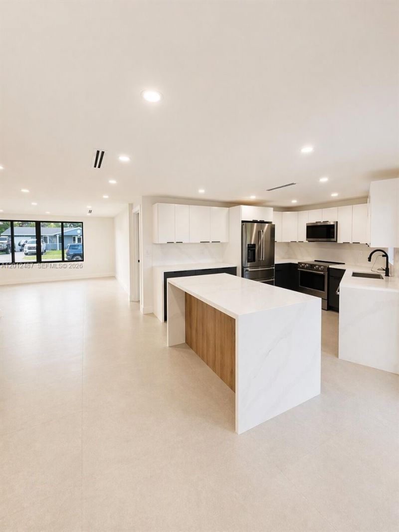 2024 NW 10th Ave, Fort Lauderdale, FL 33311 Photo