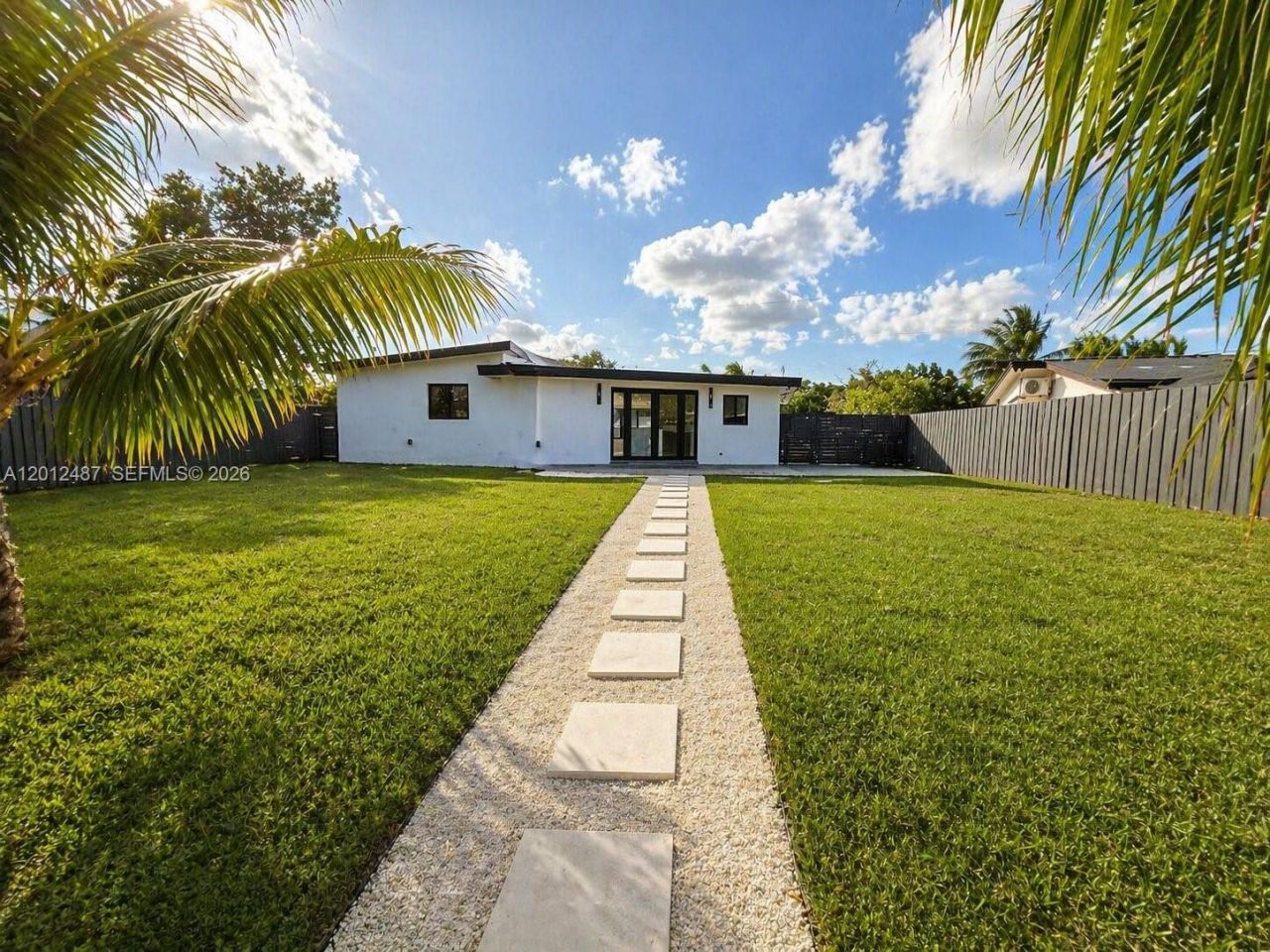 2024 NW 10th Ave, Fort Lauderdale, FL 33311 Photo