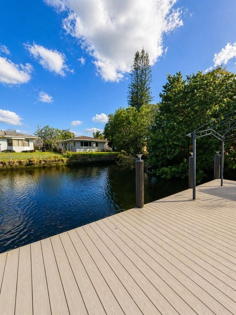 2024 NW 10th Ave, Fort Lauderdale, FL 33311 Photo