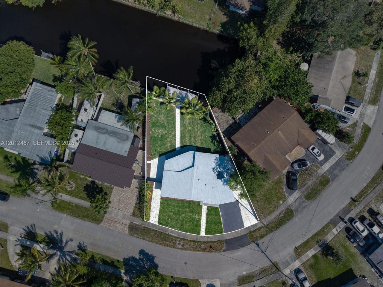 2024 NW 10th Ave, Fort Lauderdale, FL 33311 Photo
