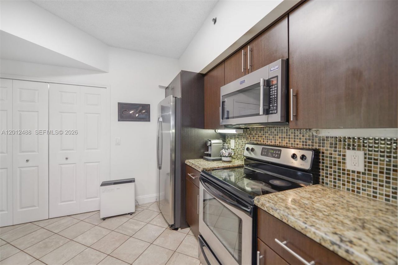 3245 NE 184 St , Unit 13101, Aventura, FL 33160 Photo