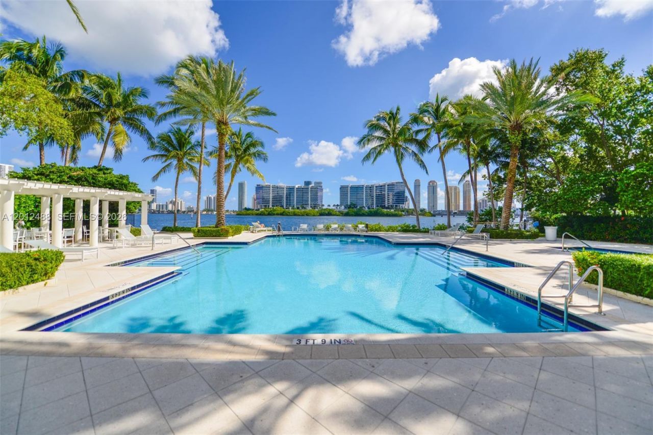 3245 NE 184 St , Unit 13101, Aventura, FL 33160 Photo