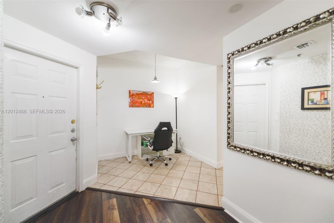 3245 NE 184 St , Unit 13101, Aventura, FL 33160 Photo