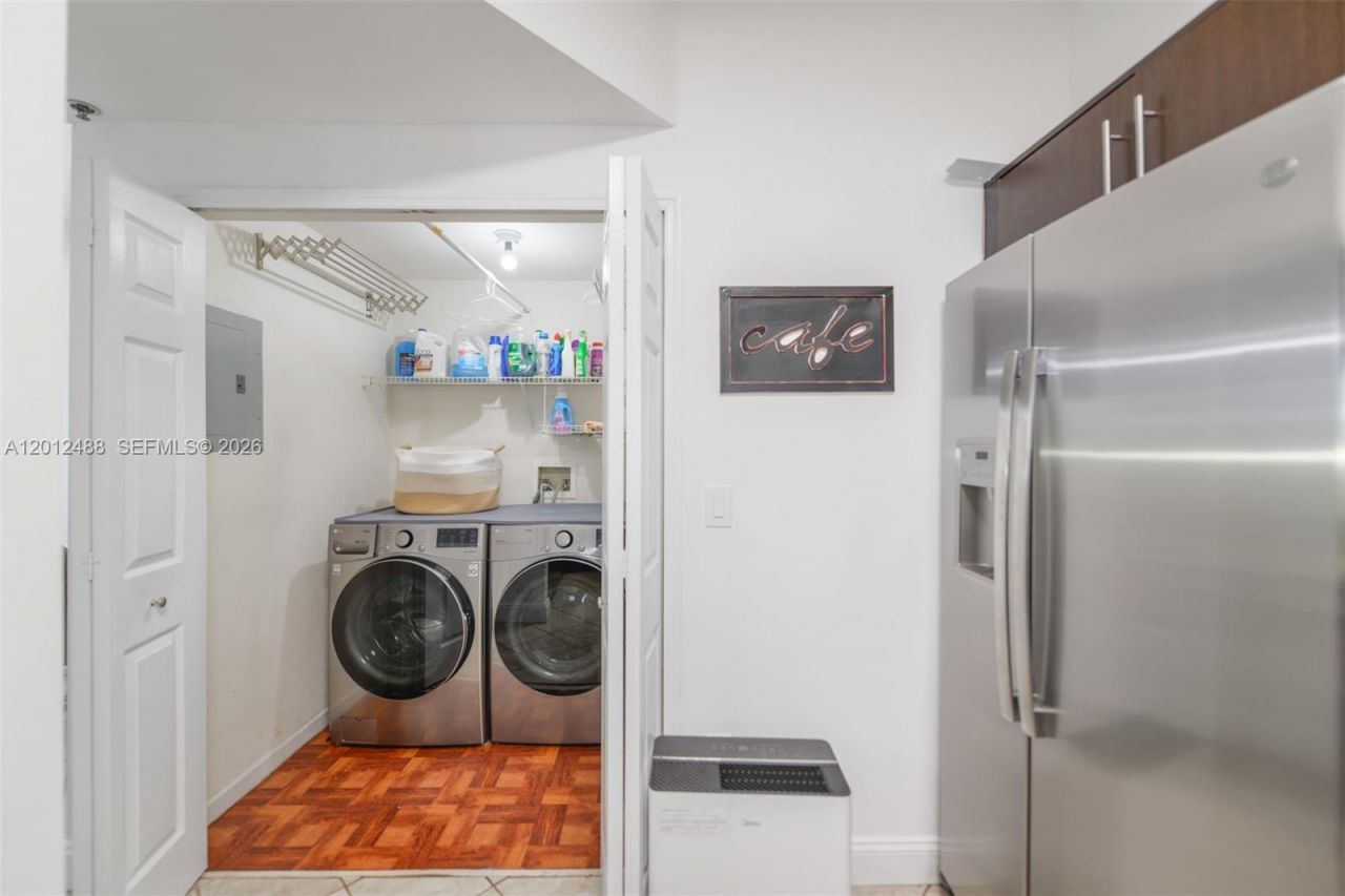 3245 NE 184 St , Unit 13101, Aventura, FL 33160 Photo