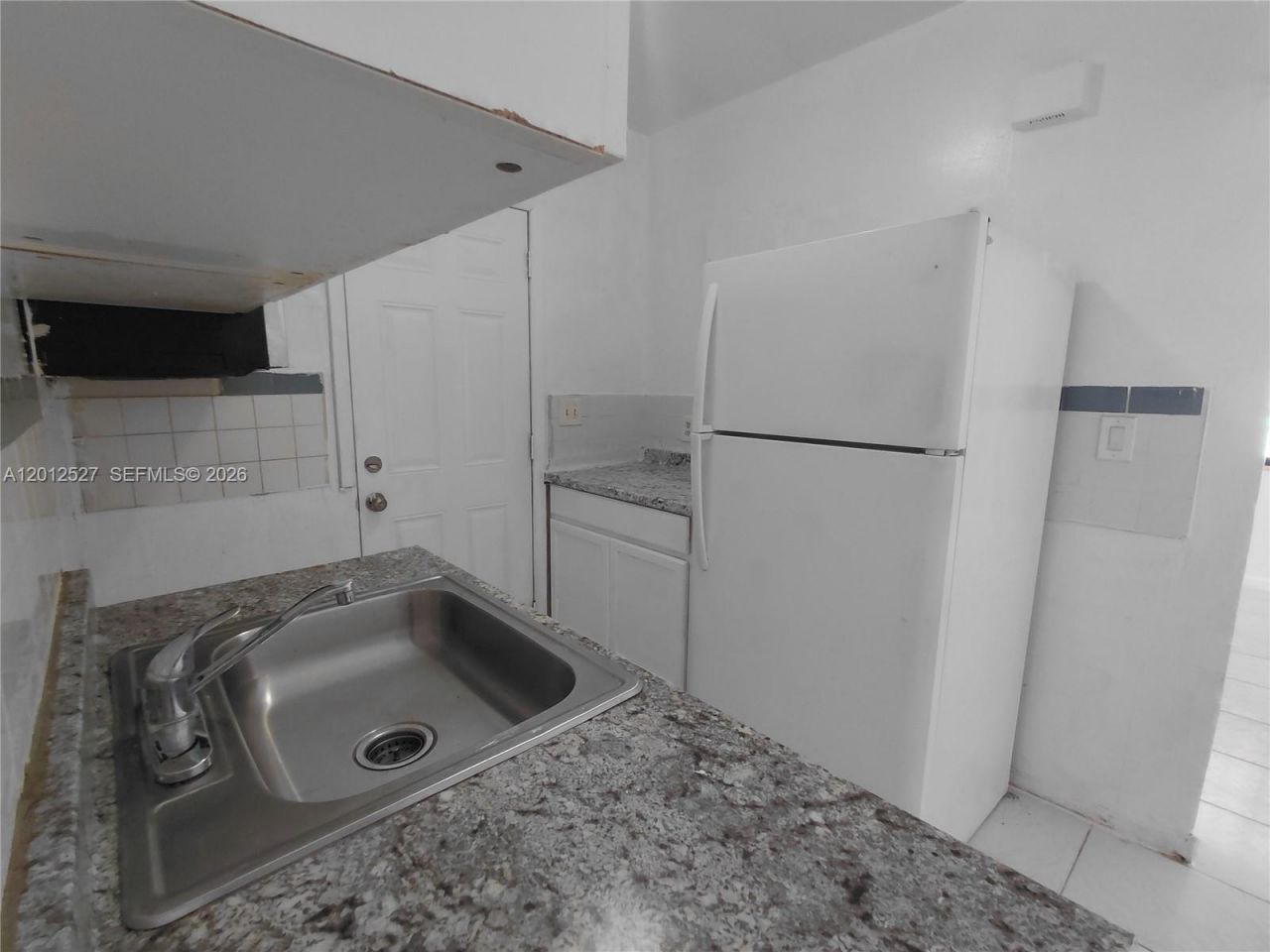 2140 NW 1st Ter, Miami, FL 33125 Photo