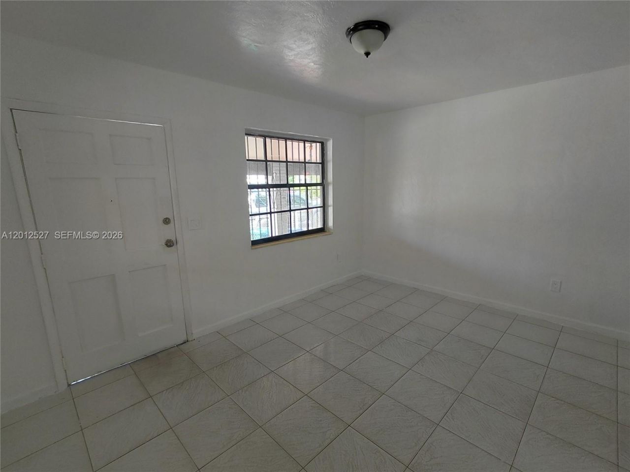2140 NW 1st Ter, Miami, FL 33125 Photo