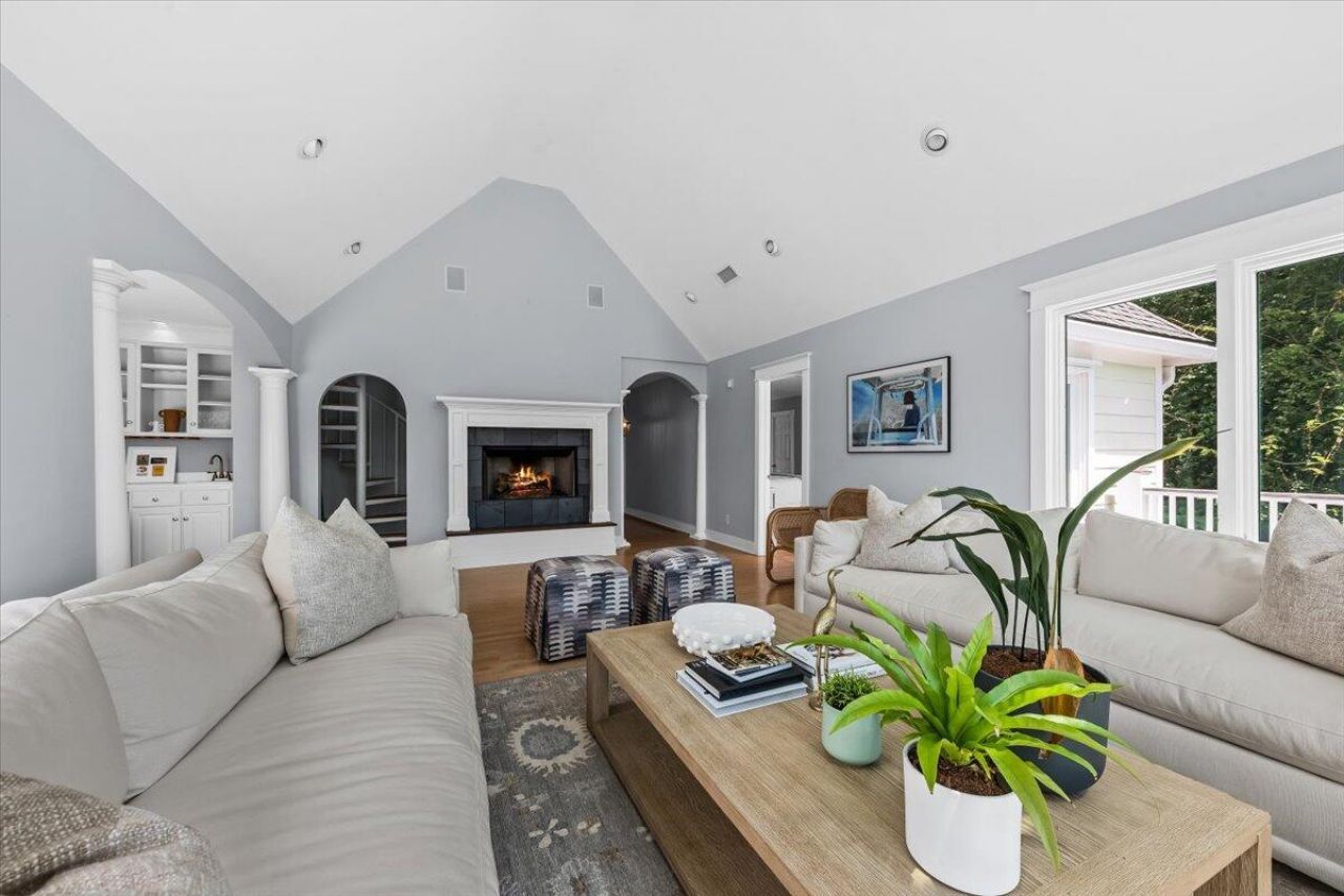 1619 Atlantic Avenue Photo 8