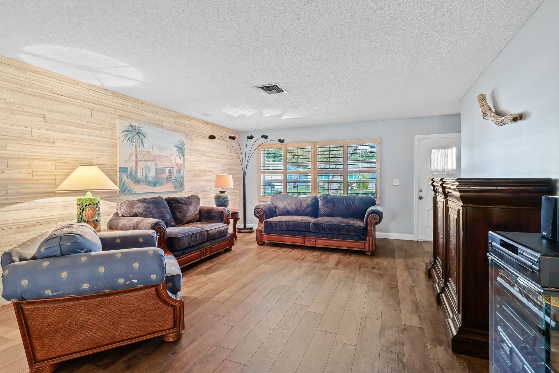 1124 NW 90th Way, Plantation, FL 33322 Photo