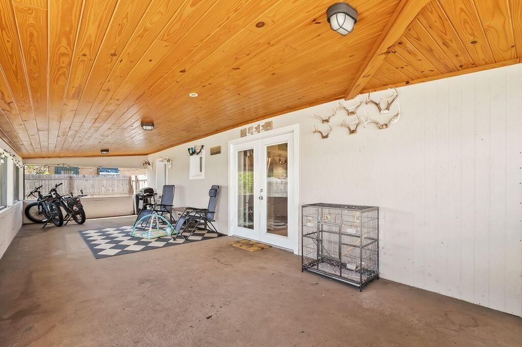 2514 SE Washington St Street, Stuart, FL 34997 Photo