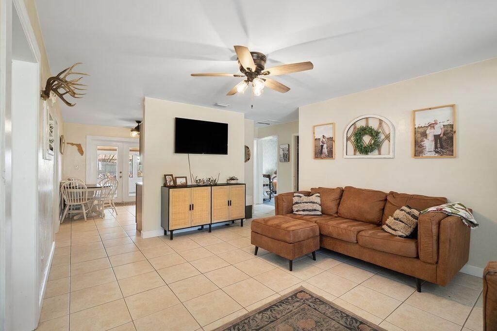2514 SE Washington St Street, Stuart, FL 34997 Photo