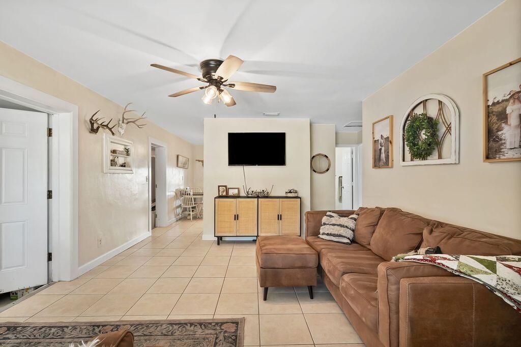 2514 SE Washington St Street, Stuart, FL 34997 Photo