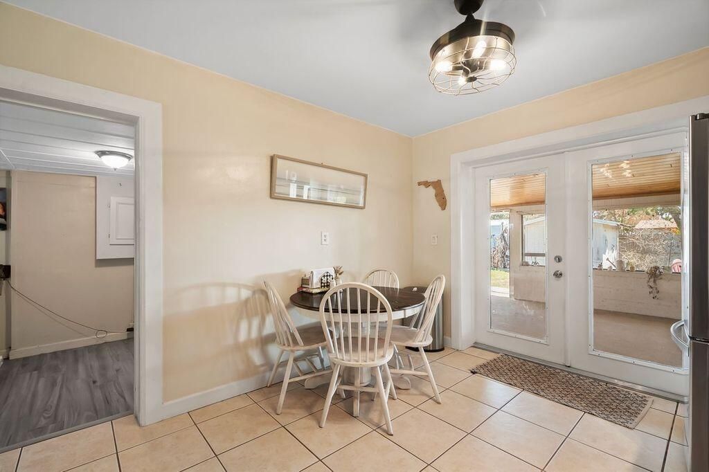 2514 SE Washington St Street, Stuart, FL 34997 Photo