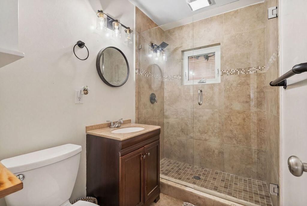 2514 SE Washington St Street, Stuart, FL 34997 Photo