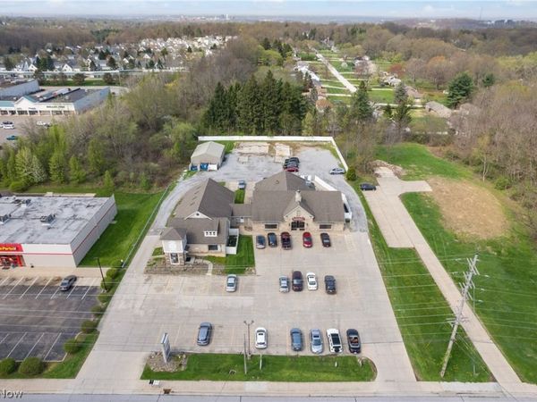 498 South Avenue , Unit A, Tallmadge, OH 44278