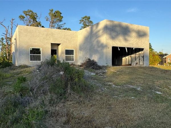 5182 HOPKINS AVENUE , PORT CHARLOTTE, FL 33981