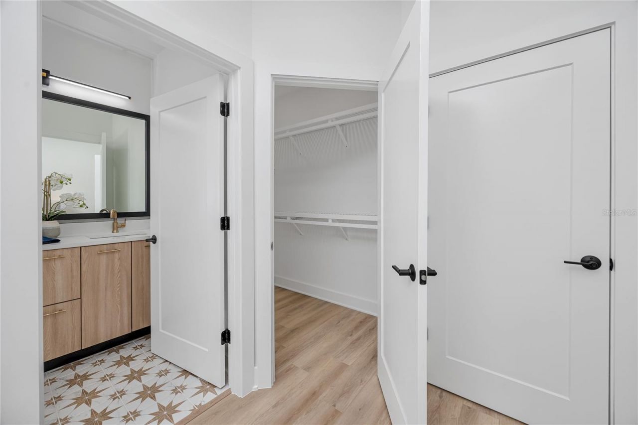 1308 E Columbus Drive, Unit 2, Tampa, FL 33605 Photo
