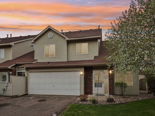 2357 Oakridge Circle , Hudson, WI 54016