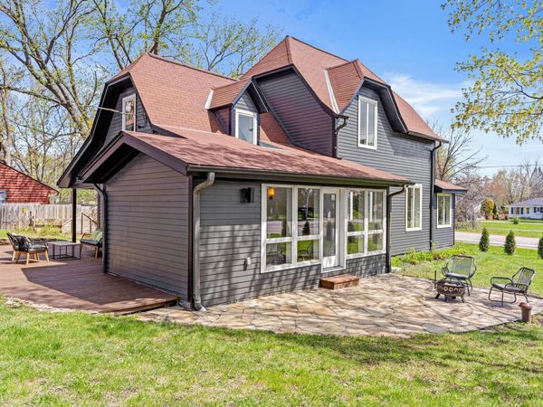 1395 Brown Road S, Wayzata, MN 55391