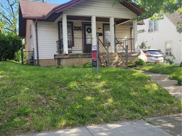 205 Redwood Avenue, Dayton, OH 45405