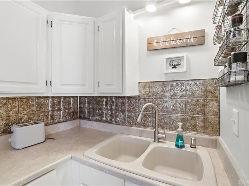 9495 Morrow Cozaddale Road, Hamilton Township, OH 45152 Photo 12