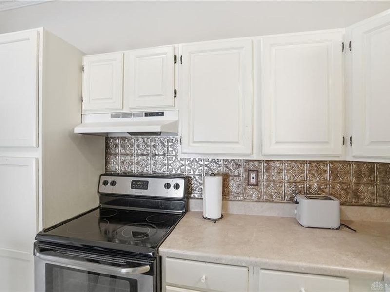 9495 Morrow Cozaddale Road, Hamilton Township, OH 45152 Photo 13