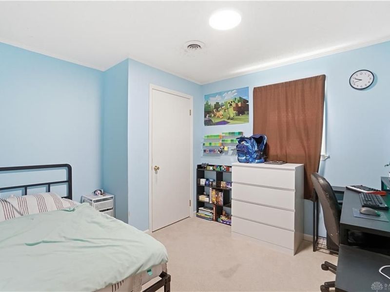 9495 Morrow Cozaddale Road, Hamilton Township, OH 45152 Photo 17