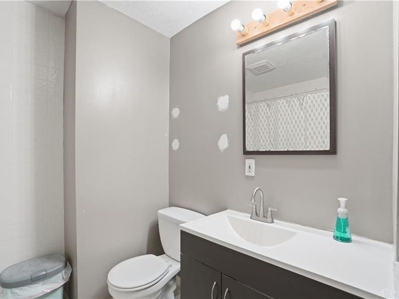 9495 Morrow Cozaddale Road, Hamilton Township, OH 45152 Photo 19