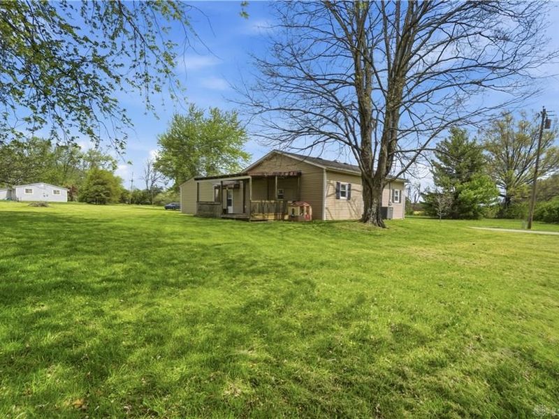 9495 Morrow Cozaddale Road, Hamilton Township, OH 45152 Photo 29