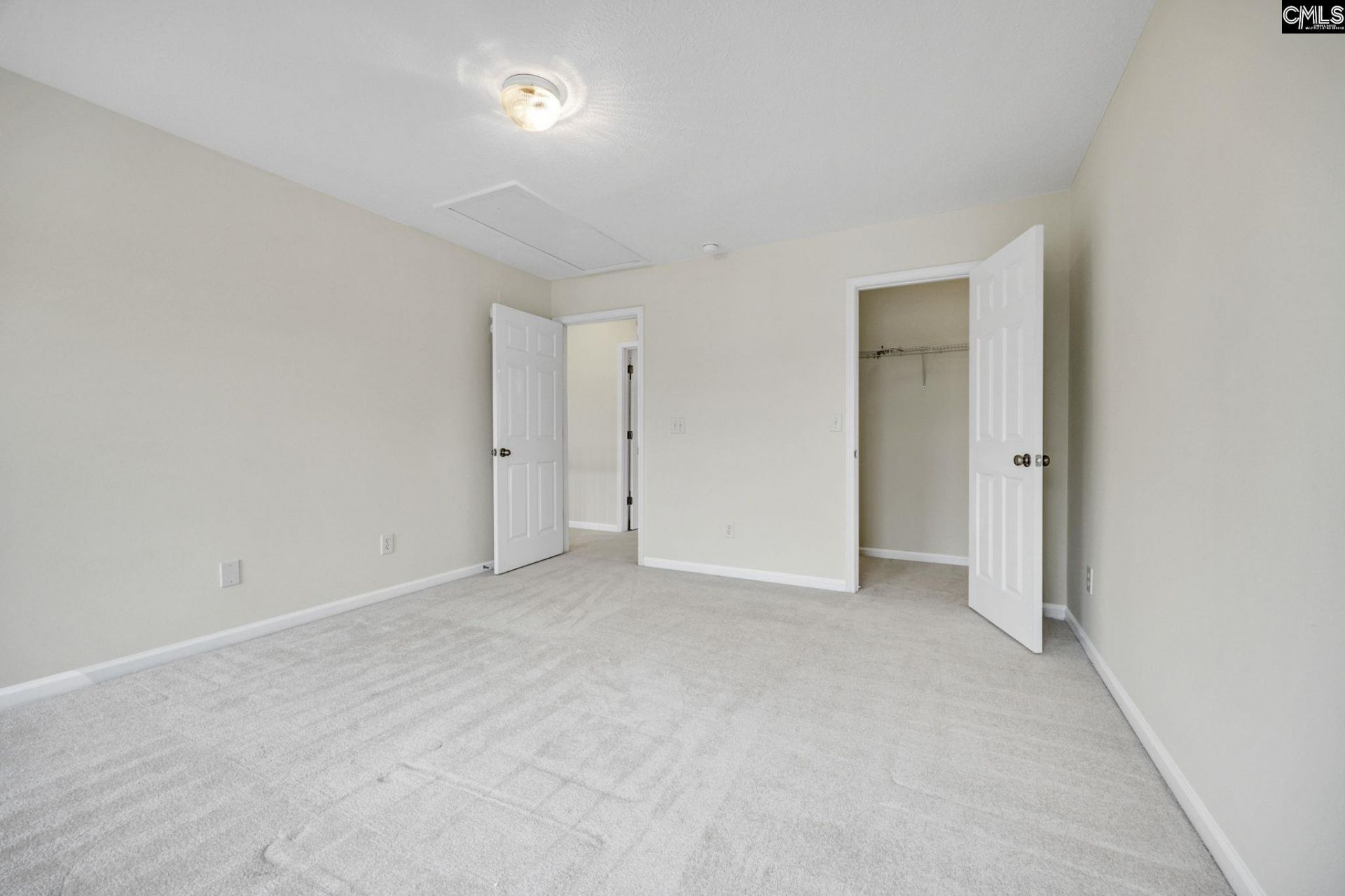 109 Cotoneaster Drive Photo 11