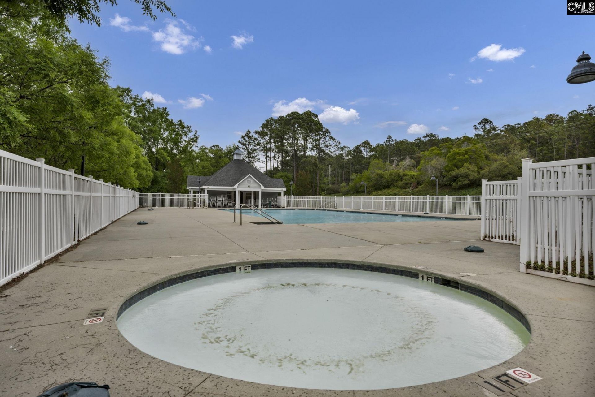 109 Cotoneaster Drive Photo 23