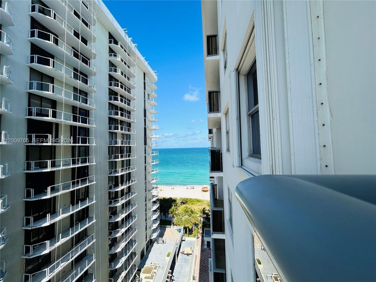6039 Collins Ave, Unit 1507, Miami Beach, FL 33140 Photo
