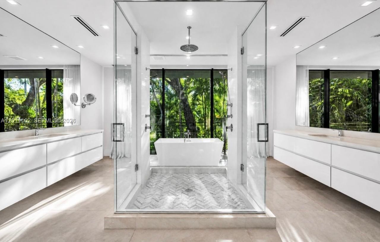 Please Call For Address, Miami, FL 33133 Photo