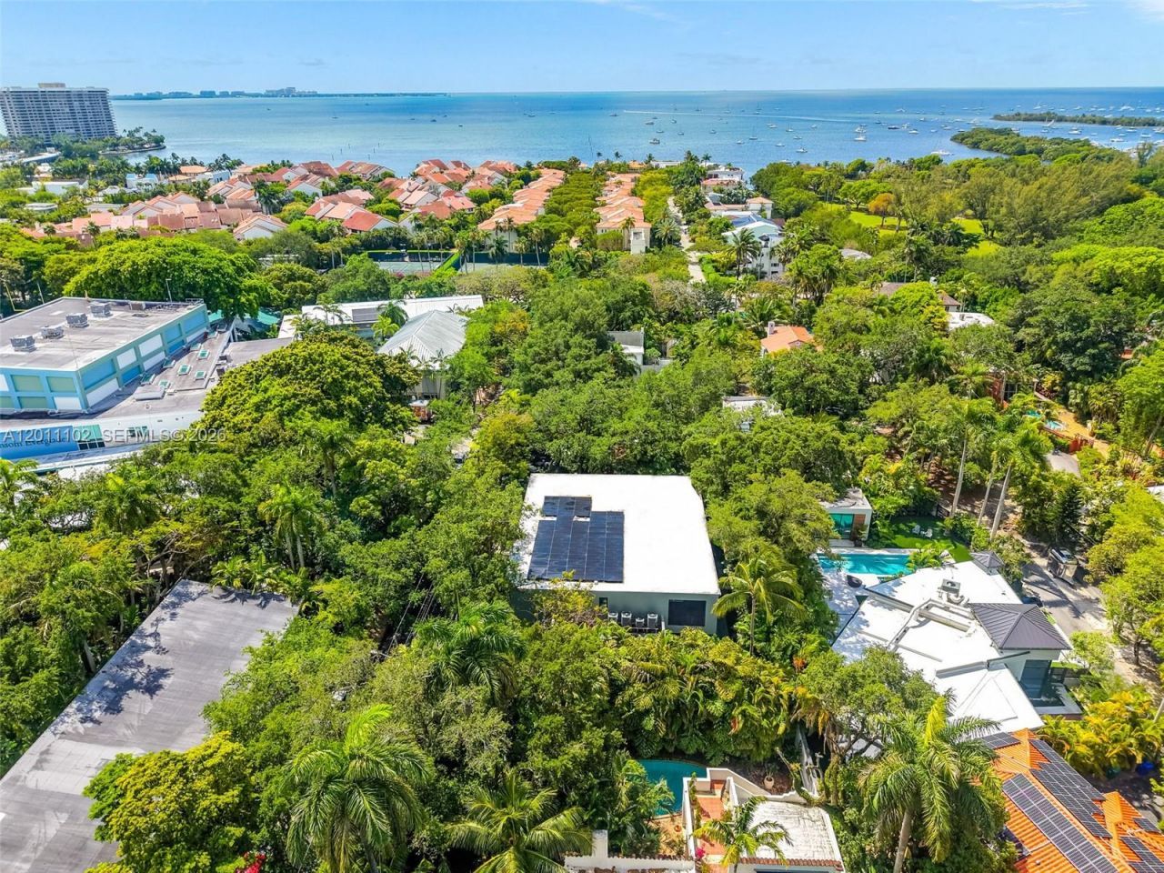 Please Call For Address, Miami, FL 33133 Photo