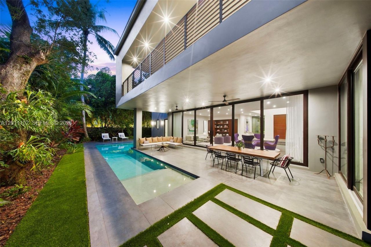 Please Call For Address, Miami, FL 33133 Photo