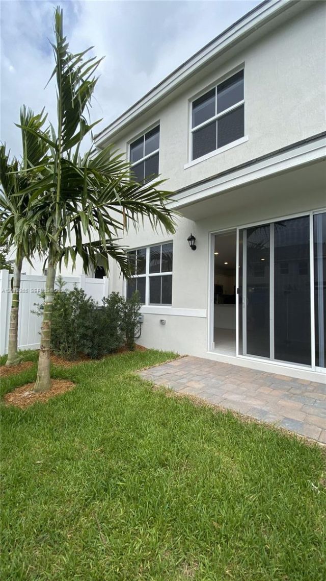 125 SW 171st Way, Unit 125, Pembroke Pines, FL 33027 Photo