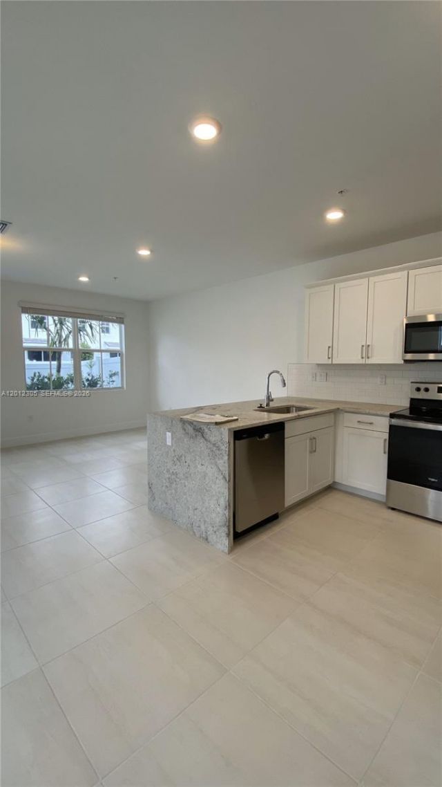 125 SW 171st Way, Unit 125, Pembroke Pines, FL 33027 Photo