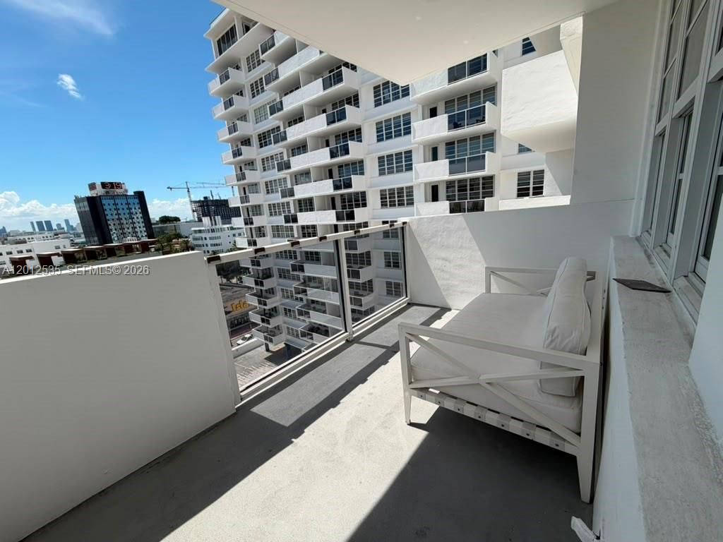 100 Lincoln Rd , Unit 922, Miami Beach, FL 33139 Photo