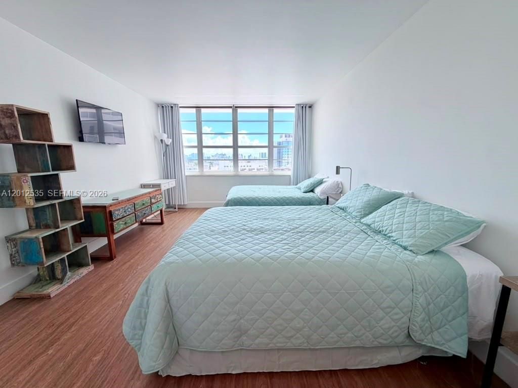 100 Lincoln Rd , Unit 922, Miami Beach, FL 33139 Photo