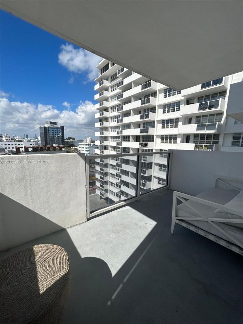 100 Lincoln Rd , Unit 922, Miami Beach, FL 33139 Photo