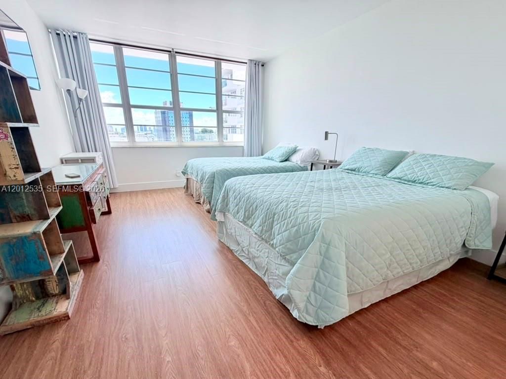 100 Lincoln Rd , Unit 922, Miami Beach, FL 33139 Photo