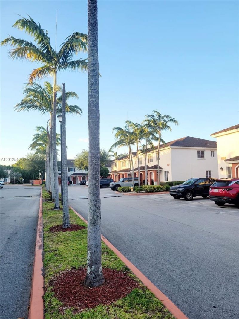 17339 NW 7th Ave , Unit 504, Miami Gardens, FL 33169 Photo