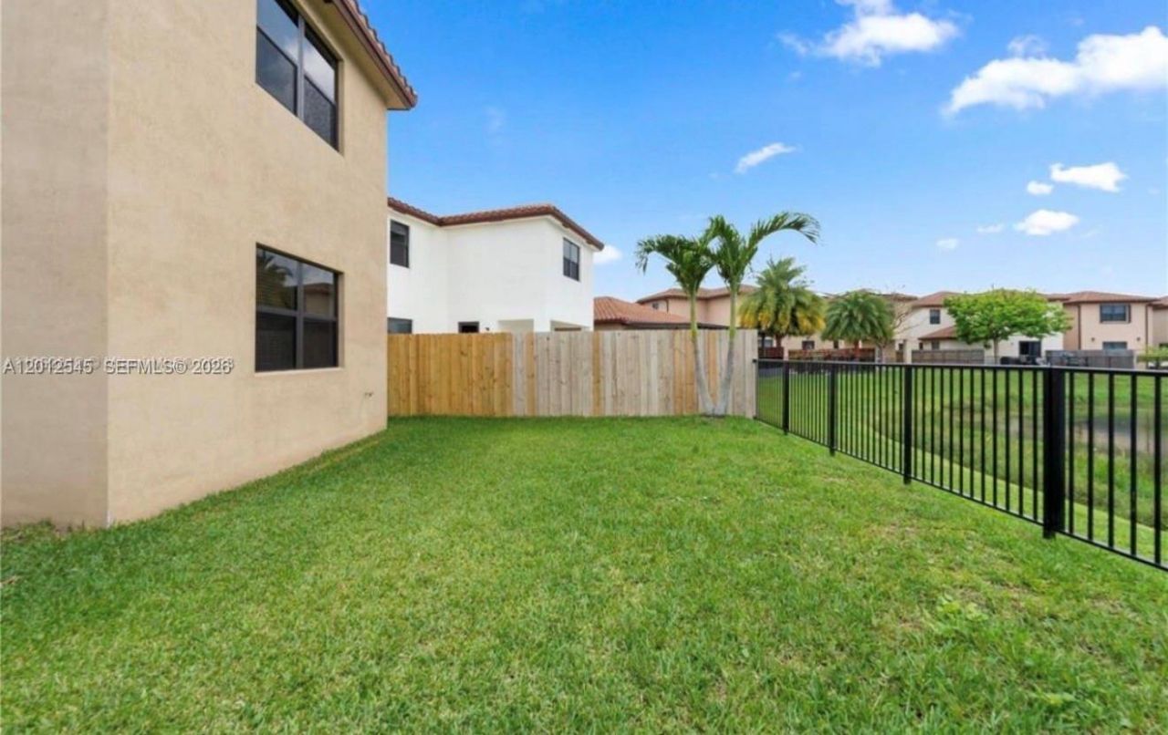 2401 NE 2nd Dr, Homestead, FL 33033 Photo
