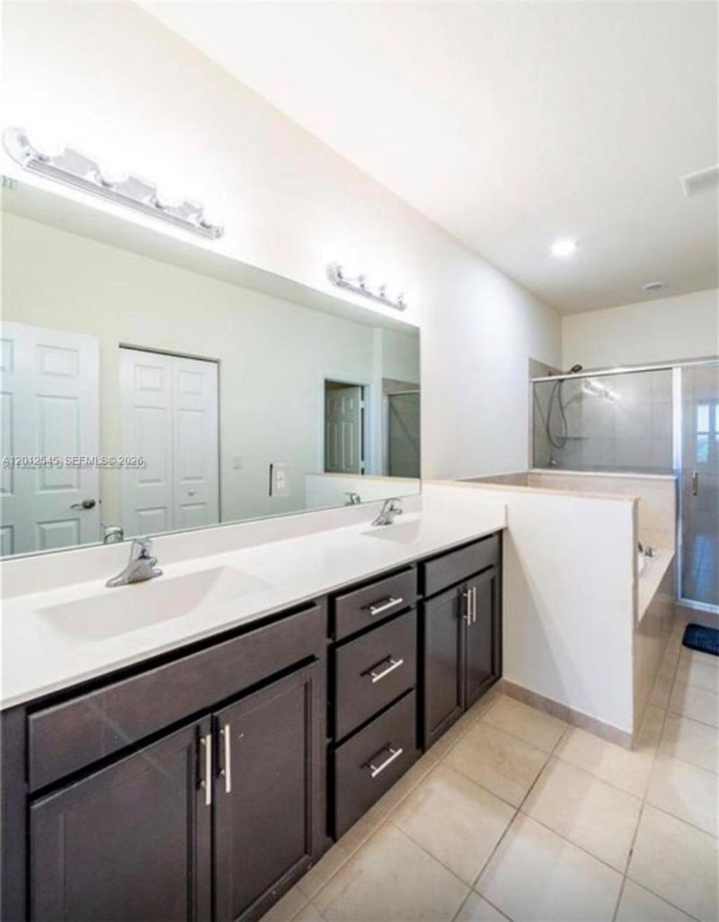 2401 NE 2nd Dr, Homestead, FL 33033 Photo