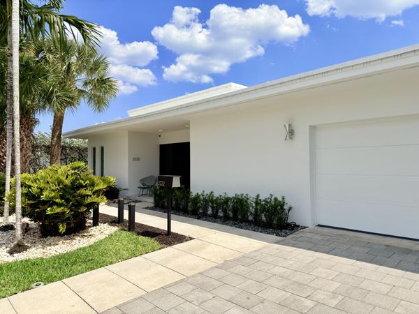 2222 NE 15th Court, Fort Lauderdale, FL 33304