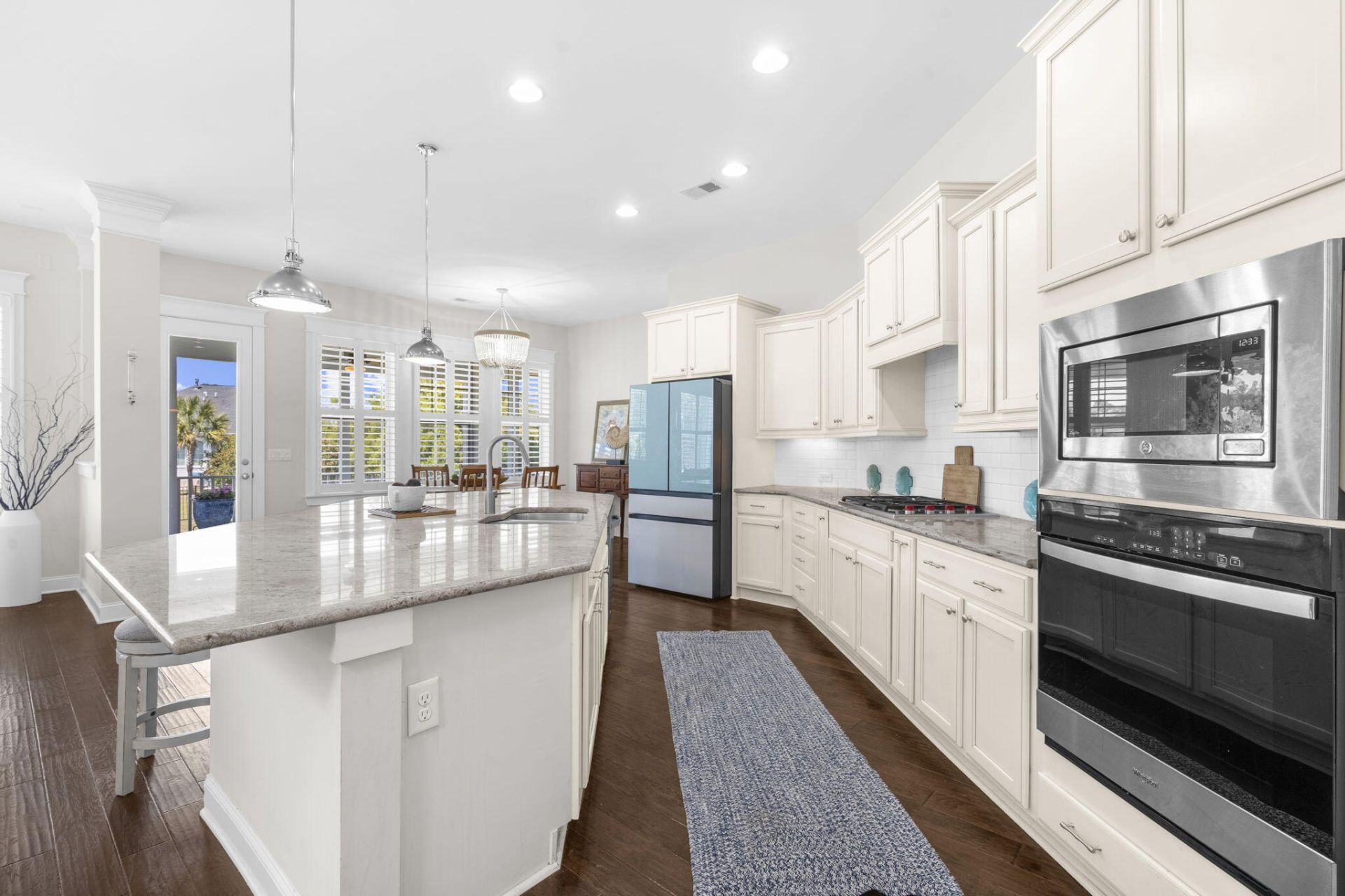 3798 Maidstone Drive Photo 8